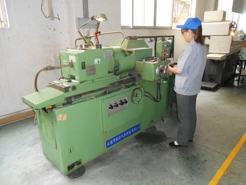 5内圆磨床Internal cylindrical grinder.JPG