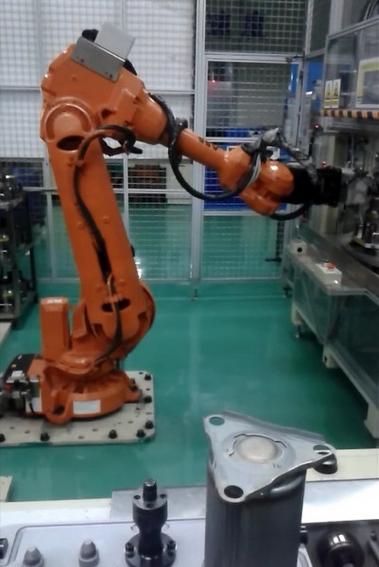 Heat riveting robot handling of compressed shell body